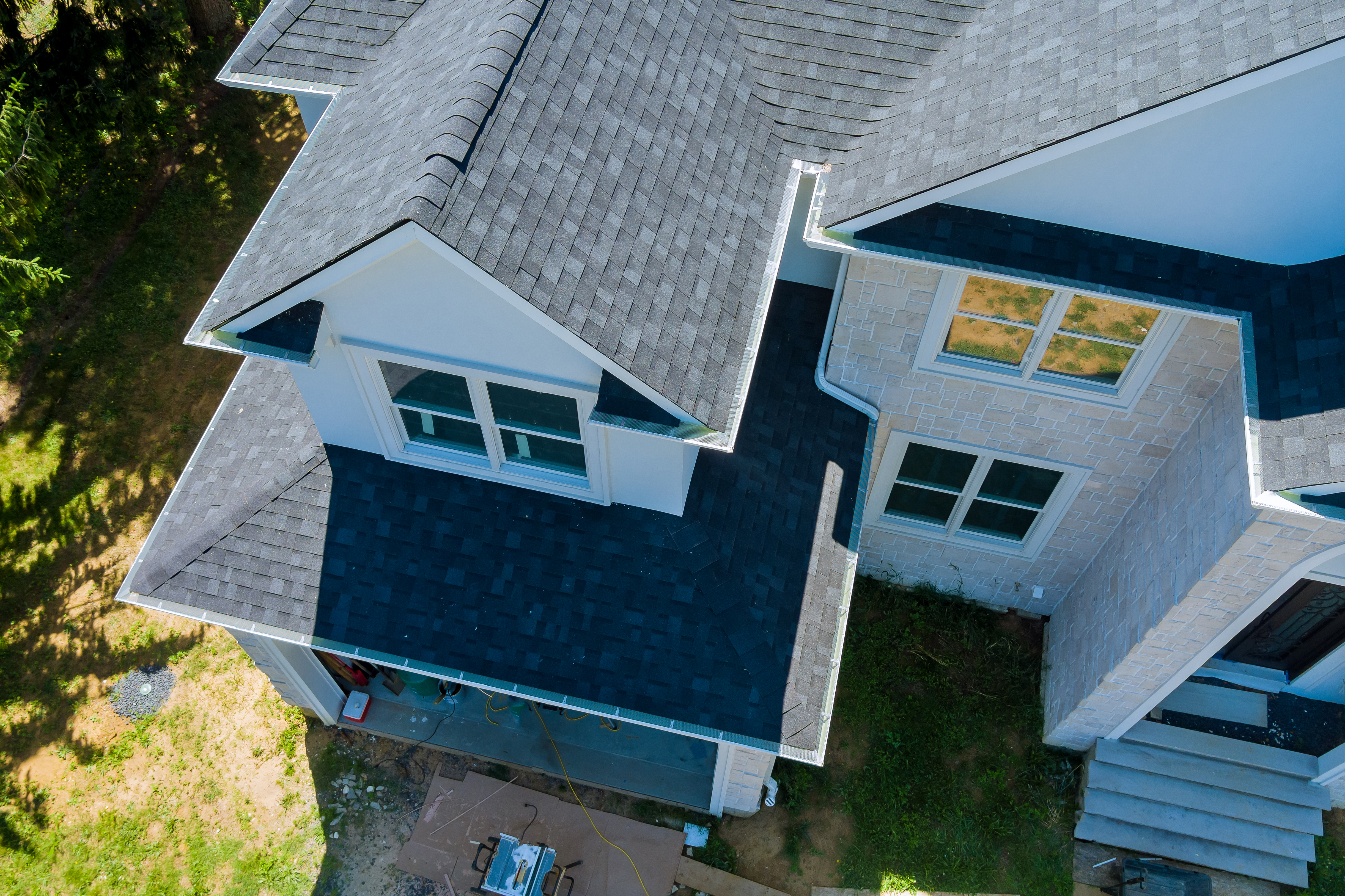 The Cost of Neglecting a Roof that Needs Replacement